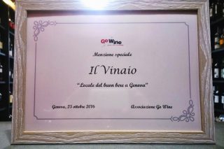 Riconoscimento Go Wine "Locale del buon bere a Genova" e ladivulgazione della cultura del vino.
